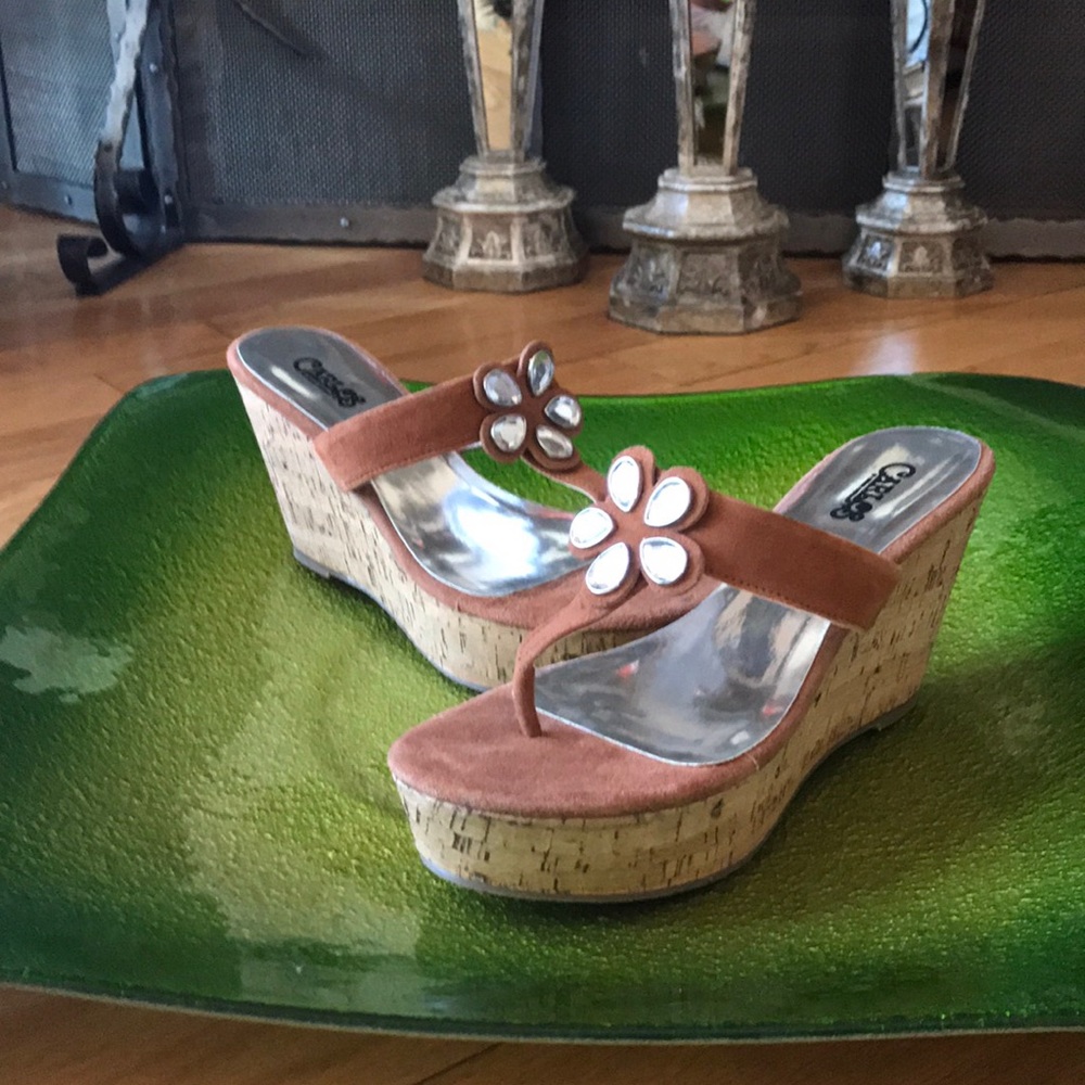 Carlos Santana suede wedges